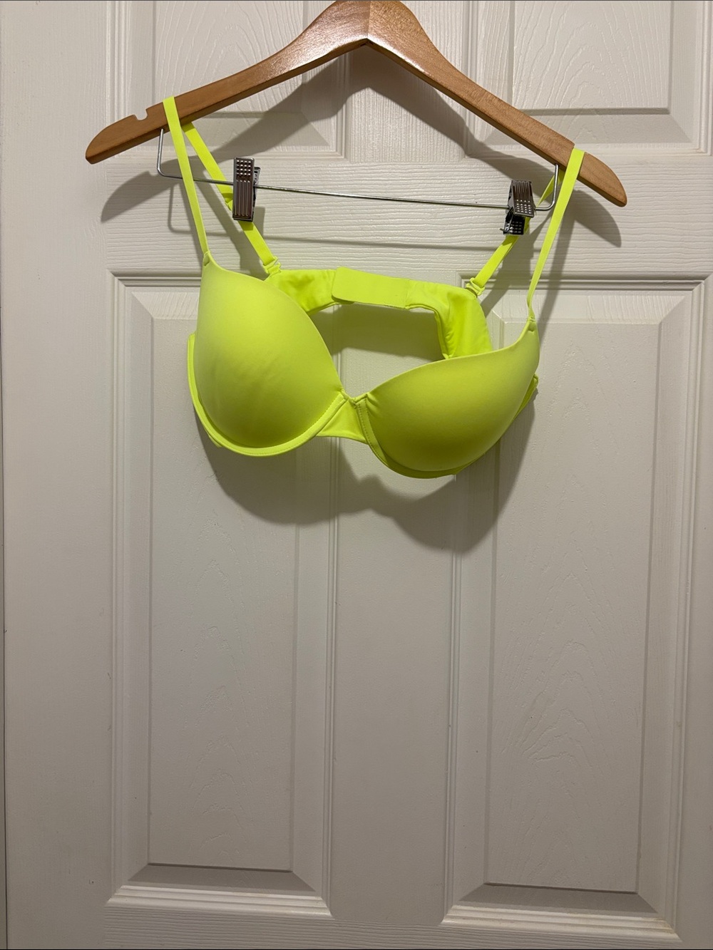 ‼️BNWT‼️ Skims fits everybody demi push up bra